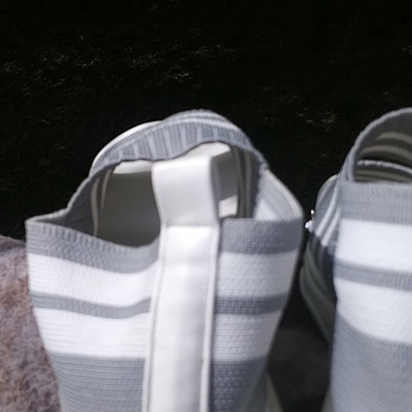 Sandals - Picture 2 of 4